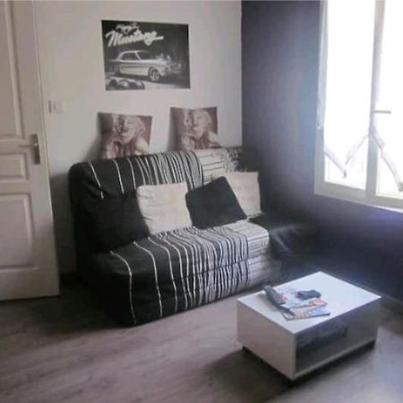 En Ville,Le Calme De La Campagne Apartment Moulins  Exterior foto